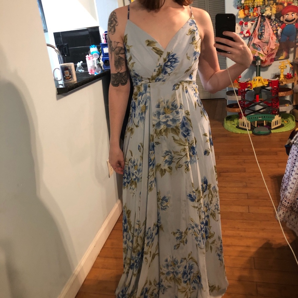 Lulus blue floral maxi dress with adjustable straps